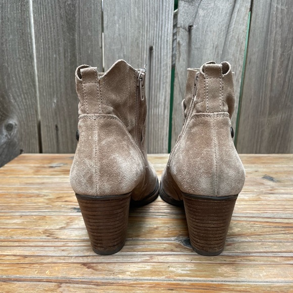Paul Green Nora Hydro Bootie Womens 8 Tan Suede Stacked Heel Zip Boot - Picture 12 of 16